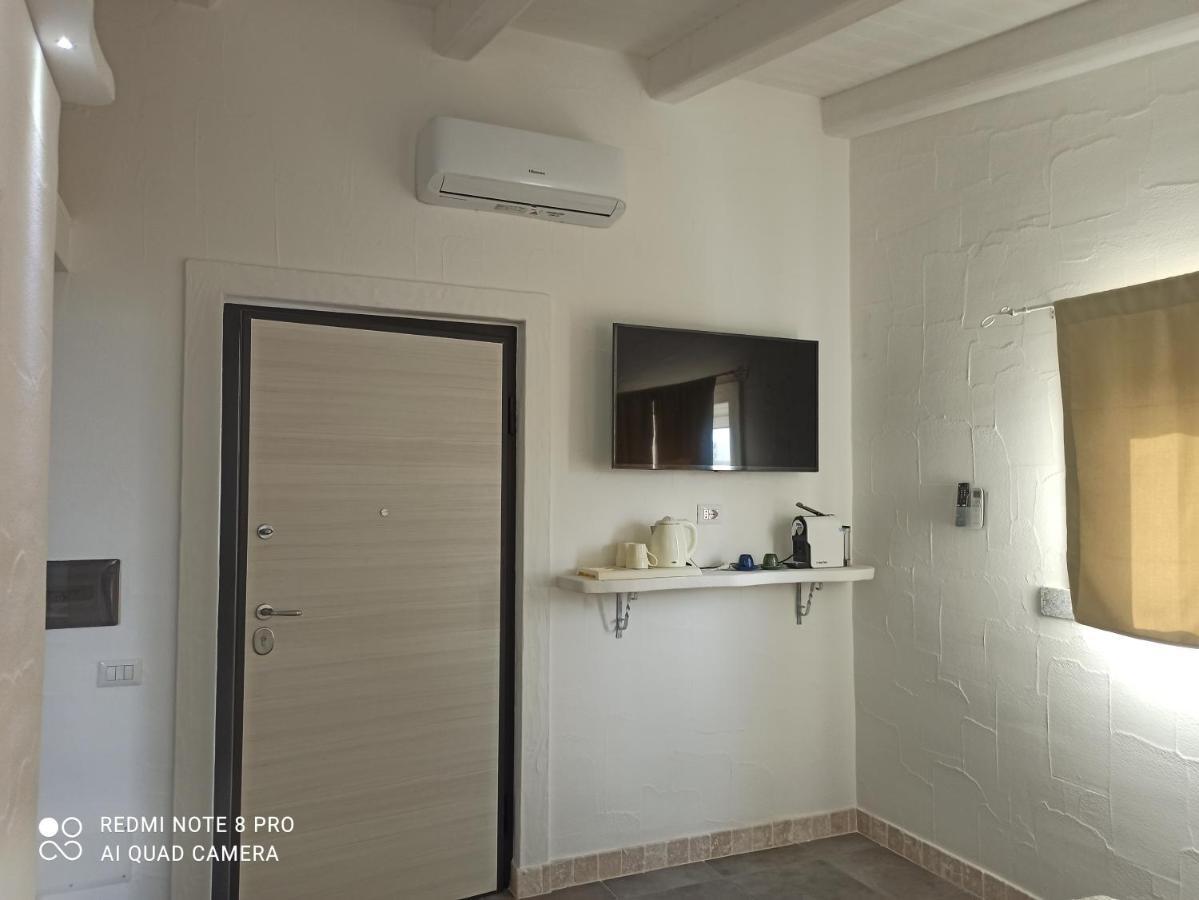 Bello Bello Rooms ซานตา เตเรซา กัลลูรา ภายนอก รูปภาพ
